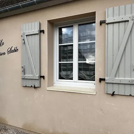 Dom wakacyjny La Maison Sable - Chaleureuse Familiale Avec Jardin-300m De La Ouistreham